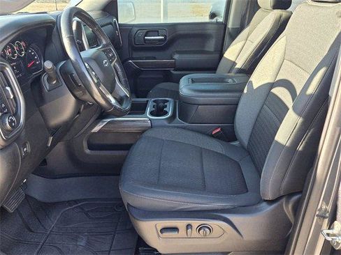 Used 2021 Chevrolet Silverado 1500 RST w/ Z71 Off-Road Package image 9