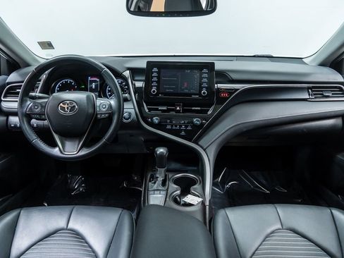 Used 2022 Toyota Camry SE w/ Convenience Package FWD image 20