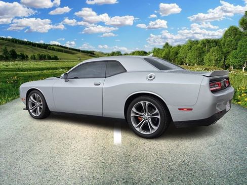 Certified 2021 Dodge Challenger GT w/ Plus Package RWD image 4