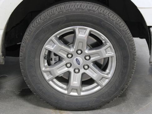 Used 2023 Ford F150 XLT w/ Equipment Group 302A High RWD image 14