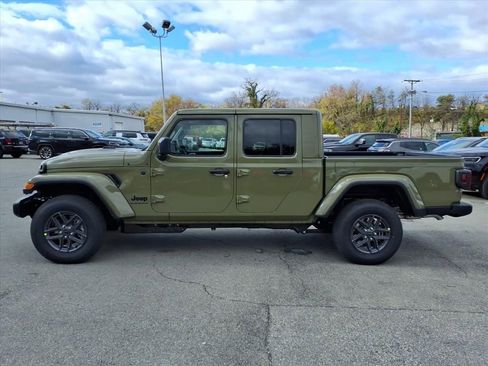 New 2026 Jeep Gladiator Sport image 7