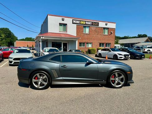Used 2010 Chevrolet Camaro SS w/ LPO, Ground Effects Package image 4