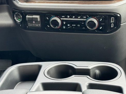 New 2026 Chevrolet Silverado 1500 RST AWD/4WD image 9