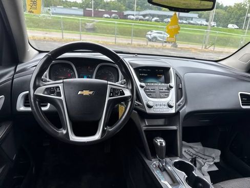 Used 2016 Chevrolet Equinox LT FWD image 14