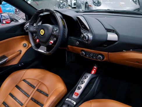 Used 2017 Ferrari 488 Spider RWD image 34