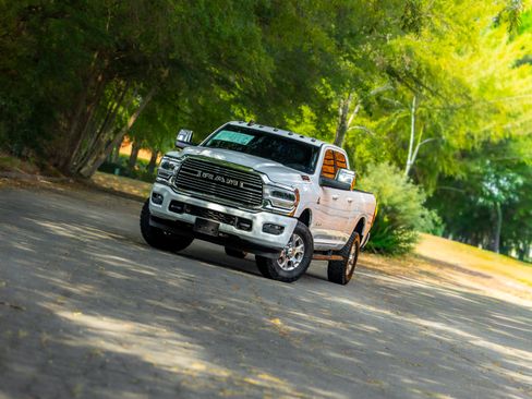 Used 2023 RAM 2500 Laramie AWD/4WD image 22