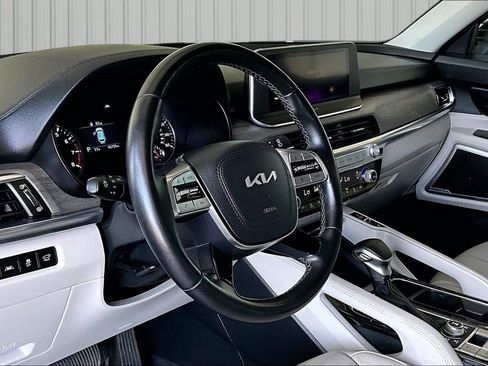 Used 2022 Kia Telluride EX w/ EX Premium Package AWD/4WD image 4