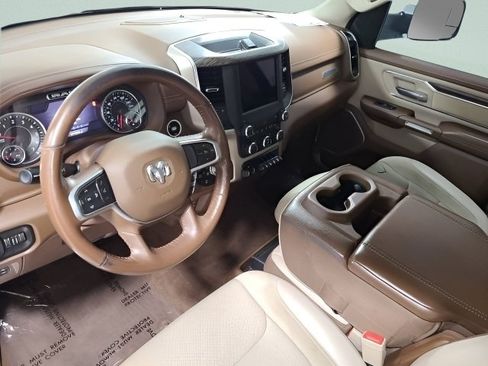 Used 2020 RAM 1500 Laramie AWD/4WD image 25