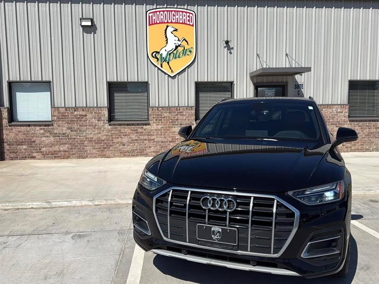 Used 2021 Audi Q5 2.0T Premium w/ Convenience Package AWD/4WD image 4