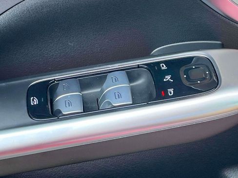 New 2026 Mercedes-Benz C 300 4MATIC Sedan image 31