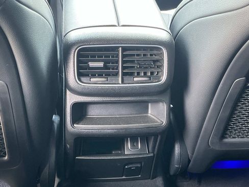 Certified 2023 Mercedes-Benz GLE 350 4MATIC w/ Premium Package image 18