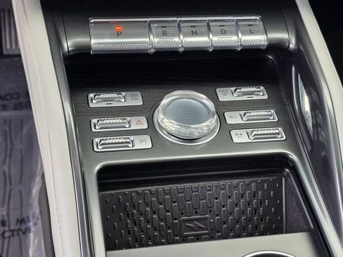 Certified 2024 Lincoln Nautilus Reserve AWD/4WD image 20