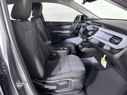 New 2027 Chevrolet Bolt LT w/ Comfort Package FWD image 27