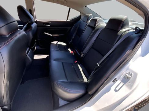 Used 2025 Nissan Altima 2.5 SR FWD image 20