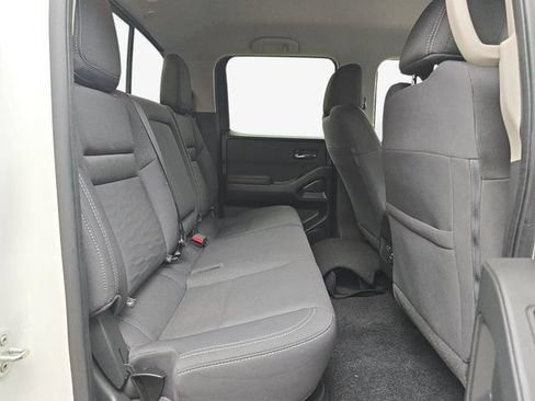 Used 2024 Nissan Frontier SV w/ Hardbody Edition AWD/4WD image 35
