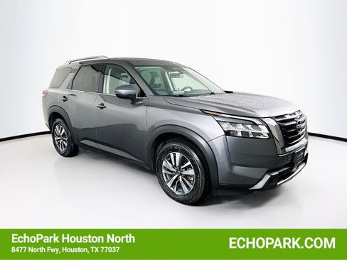 Used 2023 Nissan Pathfinder SL image 1