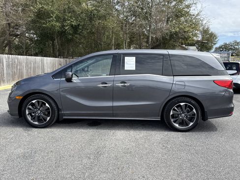 Used 2024 Honda Odyssey Elite image 2