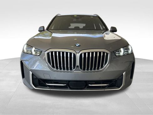 Used 2026 BMW X5 sDrive40i image 13