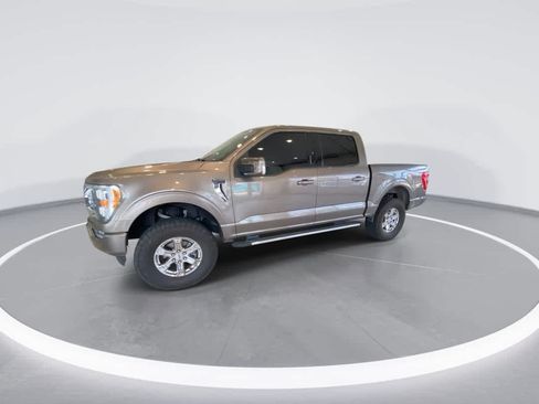 Used 2021 Ford F150 XLT w/ Equipment Group 302A High AWD/4WD image 4