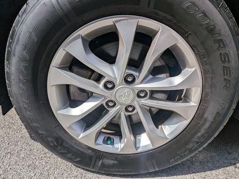 Used 2019 Hyundai Santa Fe SEL AWD/4WD image 40