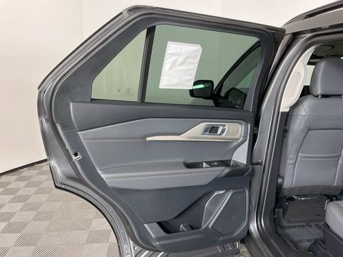 New 2026 Ford Explorer Active w/ Active Comfort Package image 26