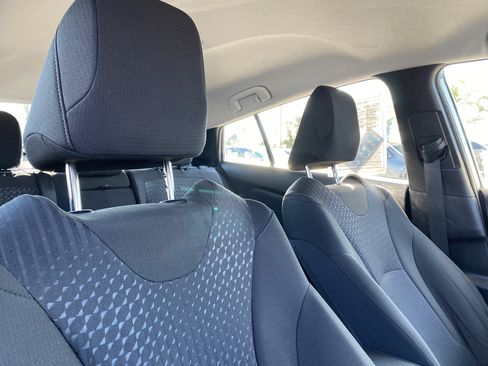 Used 2016 Toyota Prius Two FWD image 24