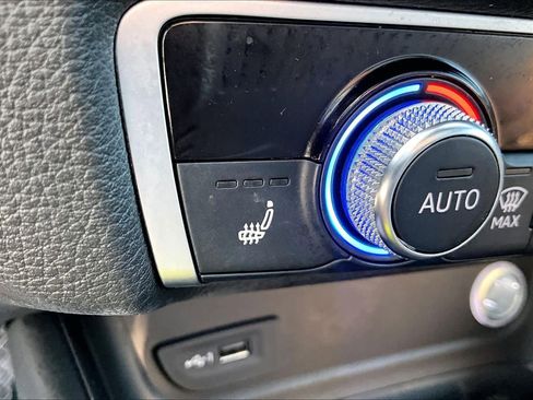 Used 2018 Audi A3 2.0T Premium Plus w/ Premium Plus Package FWD image 33