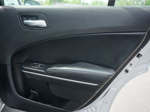 Used 2020 Dodge Charger SXT w/ Leather Interior Group RWD image 12