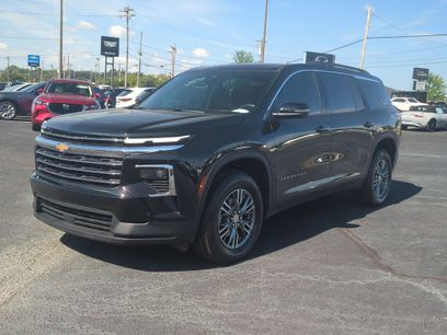 Used 2024 Chevrolet Traverse LT w/ Enhanced Driving Package