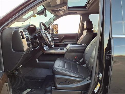 Used 2019 GMC Sierra 2500 Denali w/ Duramax Plus Package image 19