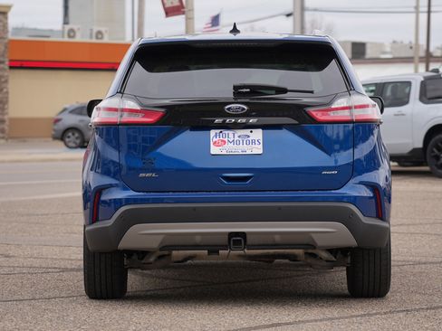 Used 2024 Ford Edge SEL w/ Convenience Package image 4