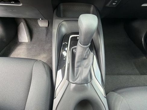 Used 2026 Toyota Corolla LE FWD image 34
