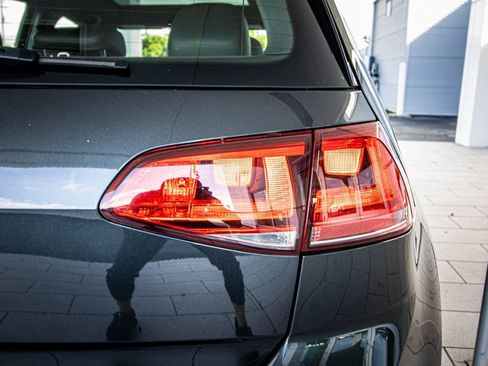 Used 2015 Volkswagen GTI Autobahn image 18