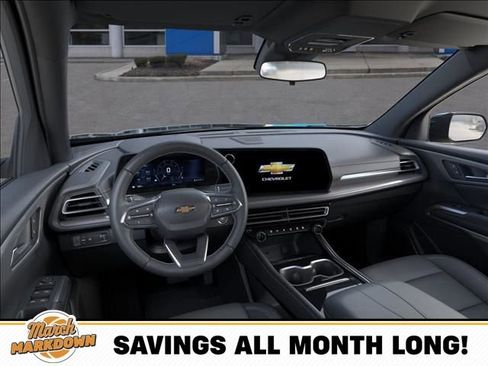 New 2025 Chevrolet Traverse LT w/ Sun and Wheel Package image 15