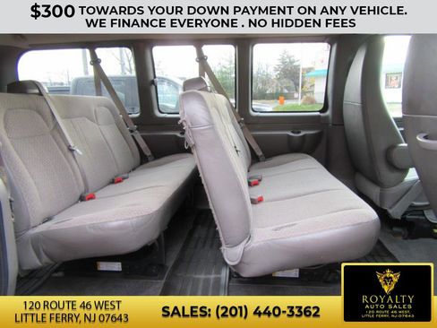 Used 2015 Chevrolet Express 2500 LS image 29
