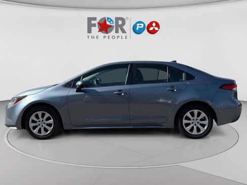 Used 2022 Toyota Corolla LE FWD image 23