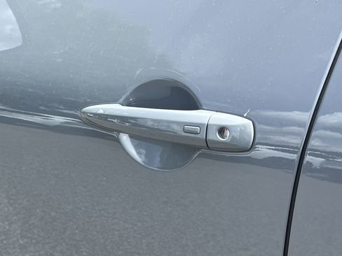 New 2026 Nissan Pathfinder Platinum FWD image 28