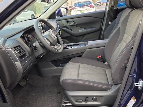 New 2026 Nissan Rogue SV image 3