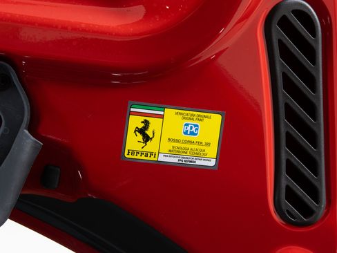 Certified 2022 Ferrari F8 Tributo RWD image 30