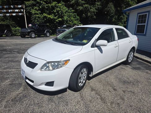 Used 2009 Toyota Corolla LE FWD image 4