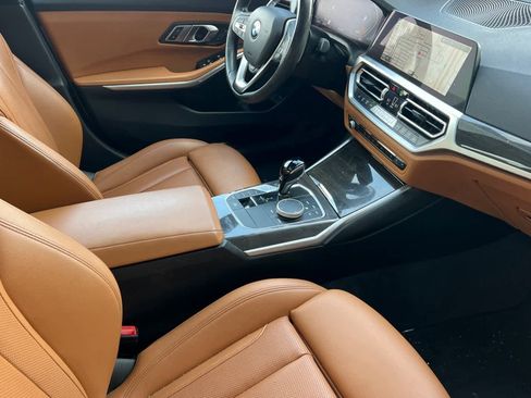 Used 2022 BMW 330i Sedan w/ Premium Package image 18