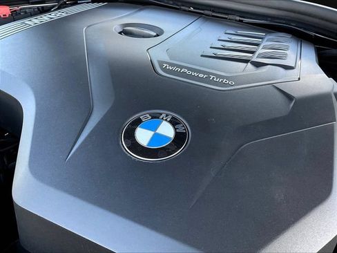 Used 2024 BMW 330i xDrive Sedan w/ Convenience Package AWD/4WD image 31