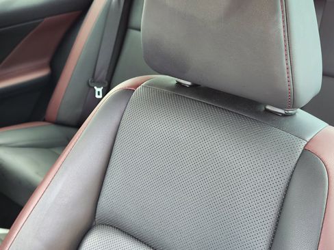 Used 2017 Lexus IS 200t image 16