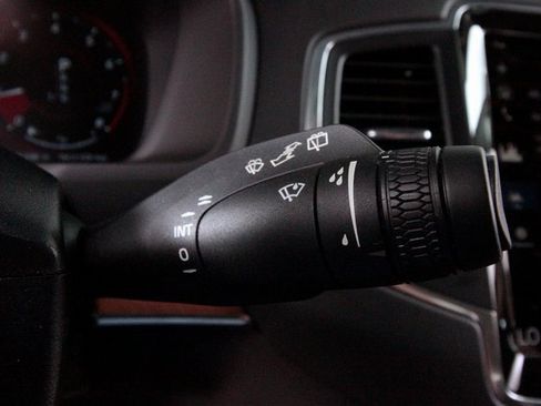 Certified 2022 Volvo XC90 T6 Momentum w/ Protection Package image 57