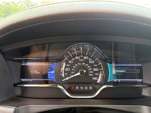 Used 2016 Lincoln MKS AWD w/ Equipment Group 101A image 19