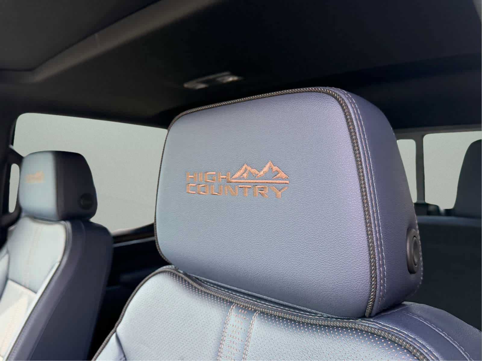 New 2026 Chevrolet Silverado 1500 High Country AWD/4WD image 10