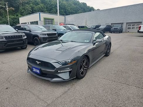 Used 2020 Ford Mustang Premium RWD image 3