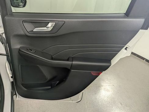 Used 2023 Ford Escape SE image 20