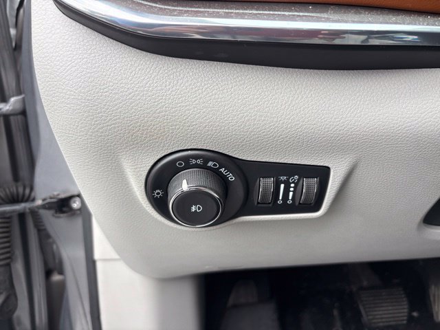 Used 2022 Jeep Compass Limited AWD/4WD image 20