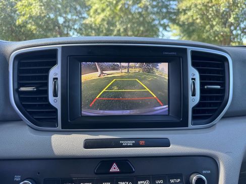 Used 2017 Kia Sportage EX image 31